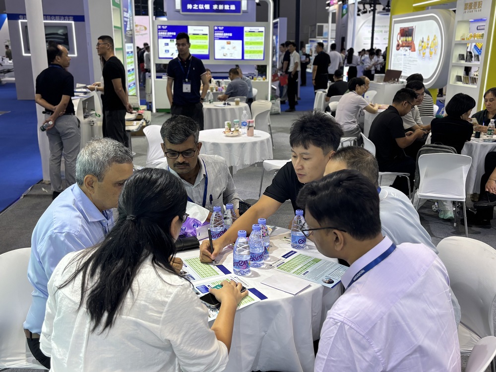 1758505725851516.jpg 4.jpg